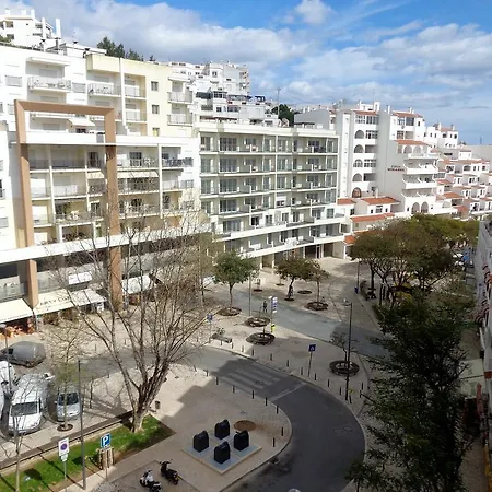Avenida Da Liberdade *